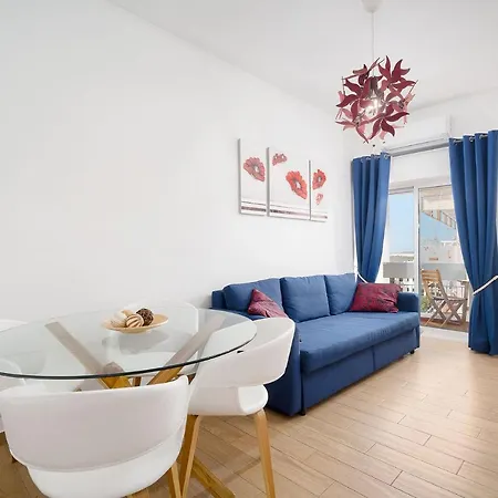 My Place @ Skyline * Φάρο